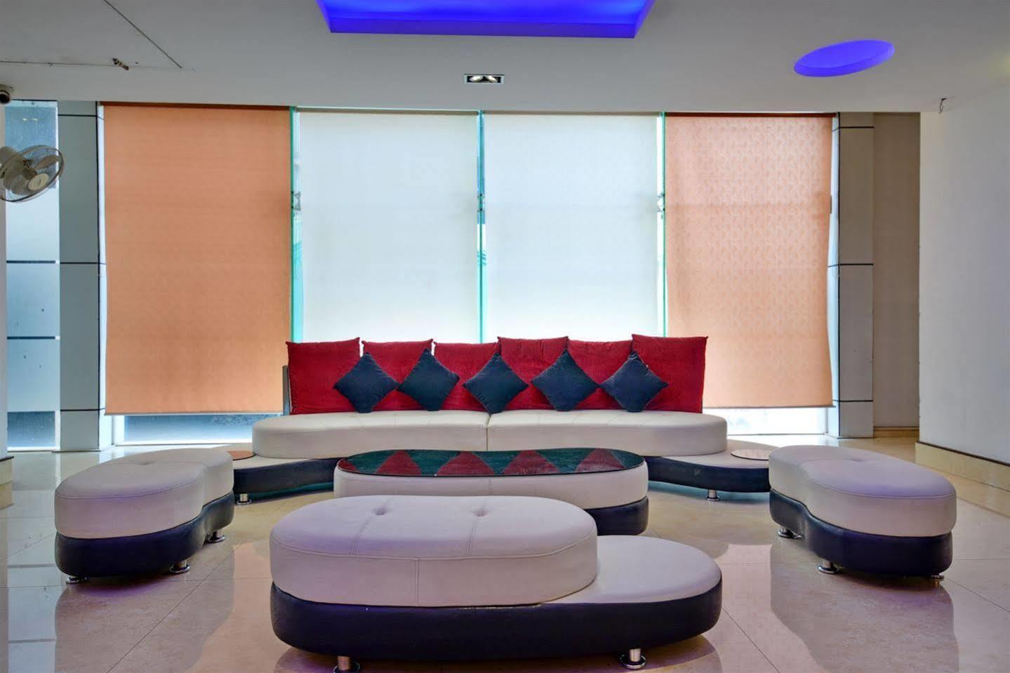 Hotel Prem Plaza Karnāl Extérieur photo